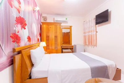 Giang Linh Hotel – Foto’s 6